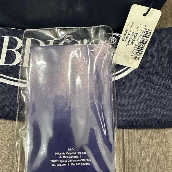 Bric’s camel caviar suede leather mini bag. - Picture 13 of 16